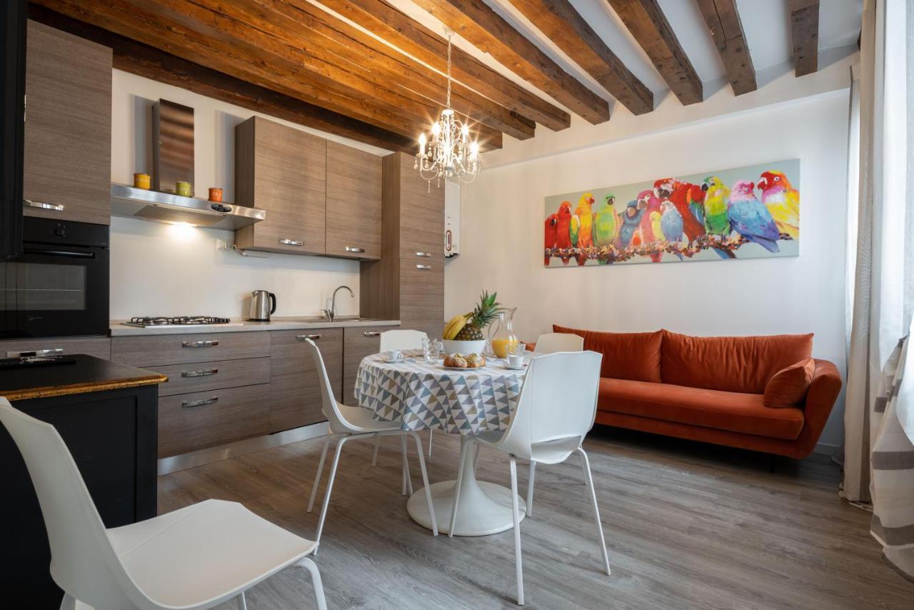 Ve.N.I.Ce. Cera Ca' De La Mandola Apartment เวนิส ภายนอก รูปภาพ