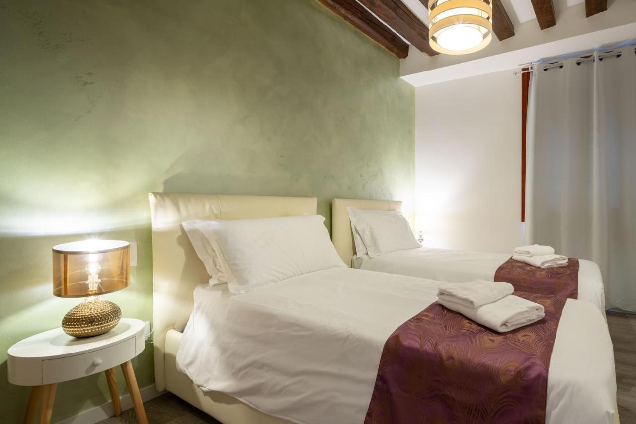 Ve.N.I.Ce. Cera Ca' De La Mandola Apartment เวนิส ภายนอก รูปภาพ